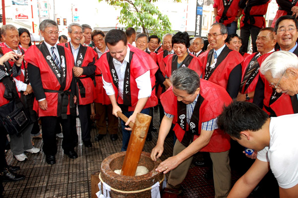 Prefeito participa do 41&ordm; Moti Tsuki Matsuri em S&atilde;o Paulo