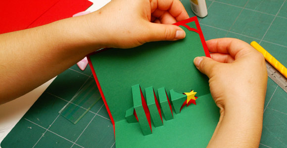 Artesanato - NippoBrasil .::. Cartão de natal com kirigami