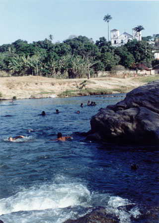 Poços de Caldas: O santuário da paz .: Turismo Brasil :. NippoBrasil